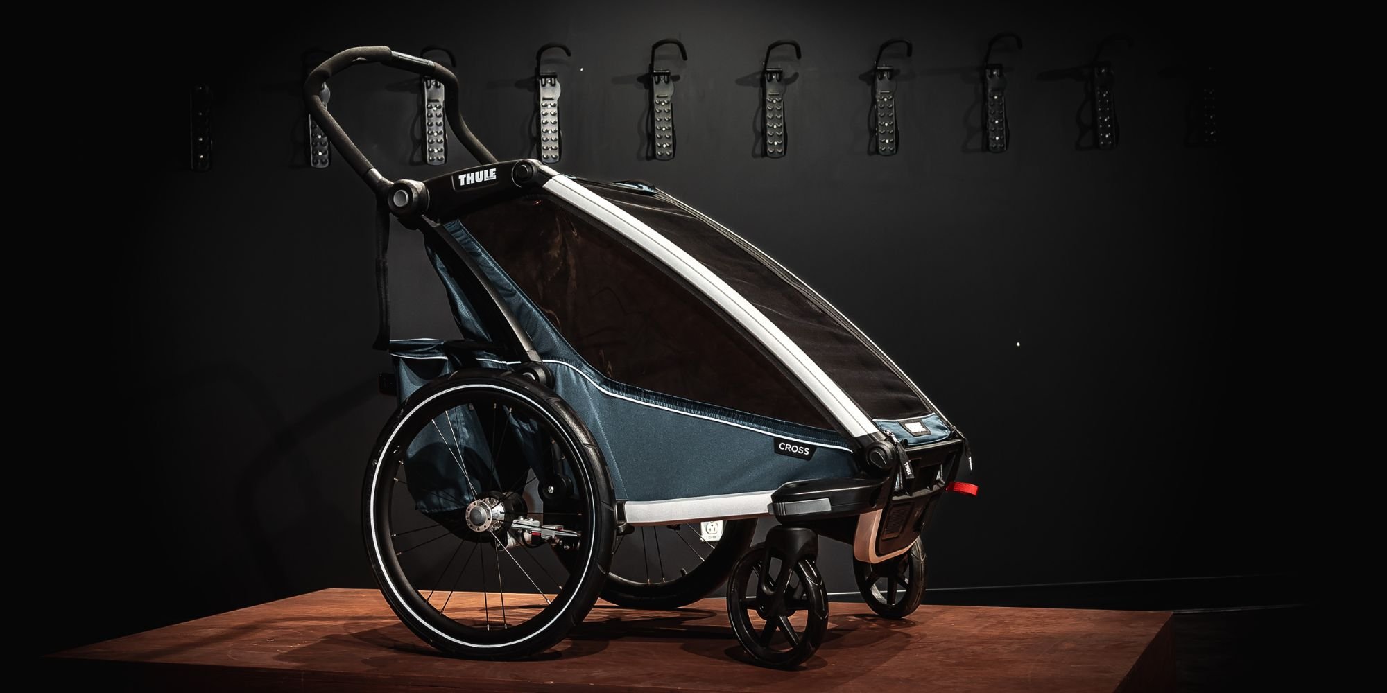 Discover the Thule range of children's trailers